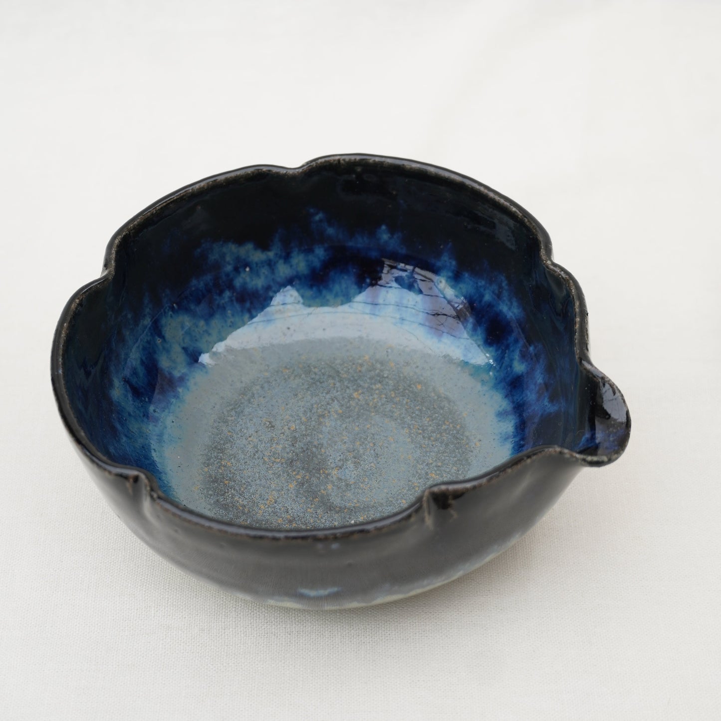 Set de Matcha Floral en Azul Galáctico